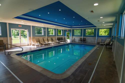 Danbury Hotel | Quality Inn & Suites Danbury near University