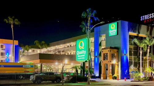 Lennox Hotel | Quality Inn & Suites Los Angeles Airport - LAX