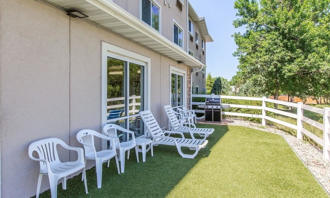 Loveland Hotel | Quality Inn & Suites Loveland