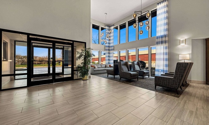 Stallings Hotel | Quality Inn & Suites Matthews - Charlotte