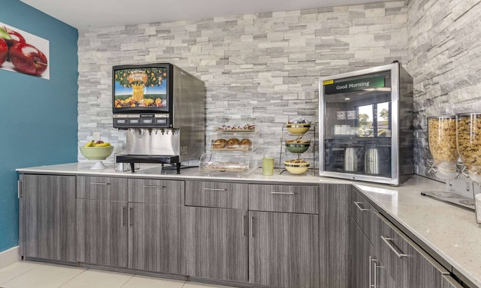 Newberry Hotel | Quality Inn