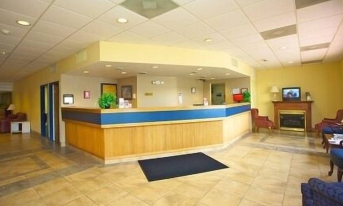 Newport Hotel | Quality Inn