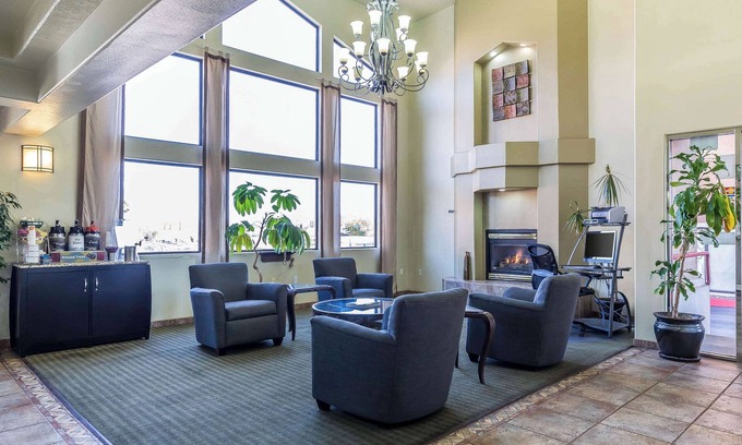 St. George Hotel | Quality Inn Washington - St George North