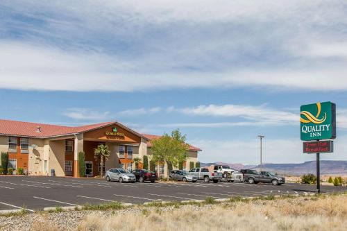 Hurricane Hotel | Quality Inn Zion Park Area