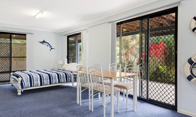 Brisbane Waterfront Casa | Quandamooka Beach House Bulwer