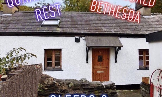 Bethesda Cabaña | Quarryman's Rest Nr Zip World - A cosy cottage for 3