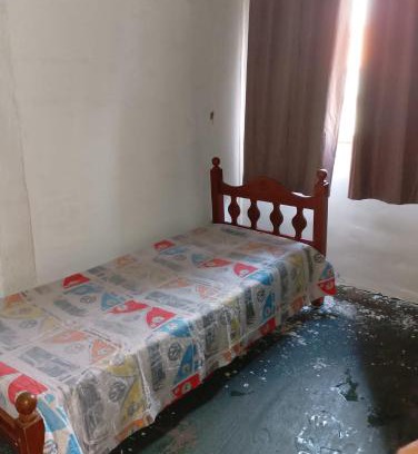 Taboao da Serra Casa | Quarto e banheiro particular