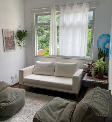 Gavea Apartamento | Quarto e sala na Gávea