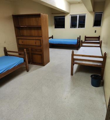 Nossa Senhora de Lourdes Casa | Quarto inferior 10 pessoas.