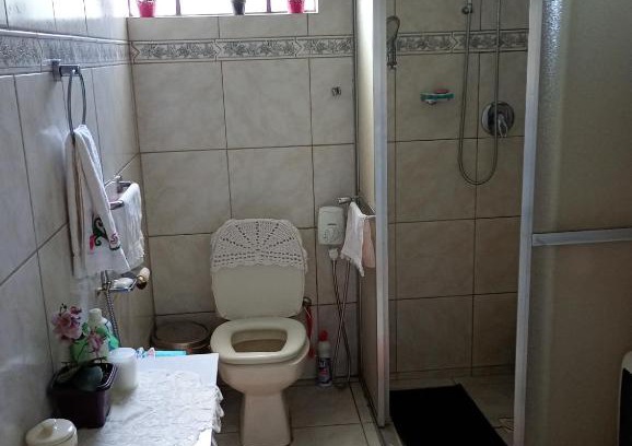 Nossa Senhora Aparecida Casa | Quarto na casa da Nena