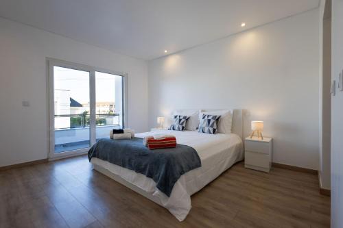 Seixal Casa | Quarto Piscina aquecida e Casa de banho Privativa