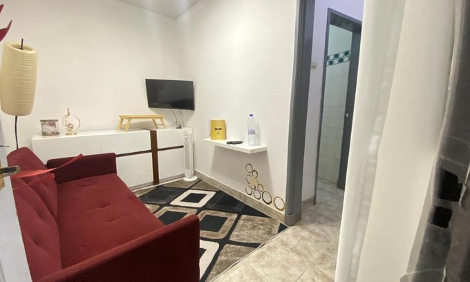 Lubango Apartamento | Quarto salinha e WC
