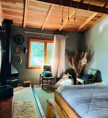 Uniao da Vitoria Casa | Quarto/suíte com lareira