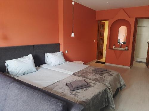 Baiona Casa | Quartos Do Seixe - Laranja