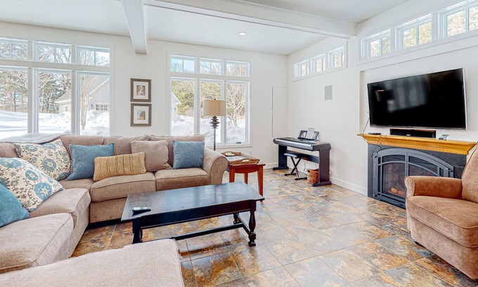 Quechee Casa | Quechee Lakes getaway near Club & Ski Area - pond views, office space & garage