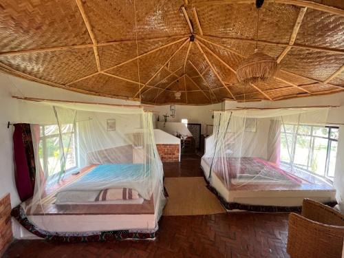 Kichwamba Casa | Queen Elizabeth Gorge Cottages