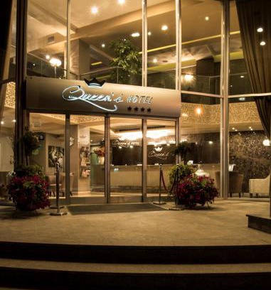 Centar Hotel | Queen's Hotel - Zebra Centre