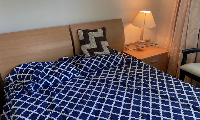 Hacienda Heights Casa | Queen Suite full bath view minute to school shopping etc .優雅套房。交通方便。