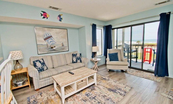 Emerald Isle Condominio | Queens Court 1201, Oceanfront Condo in Emerald Isle, NC!