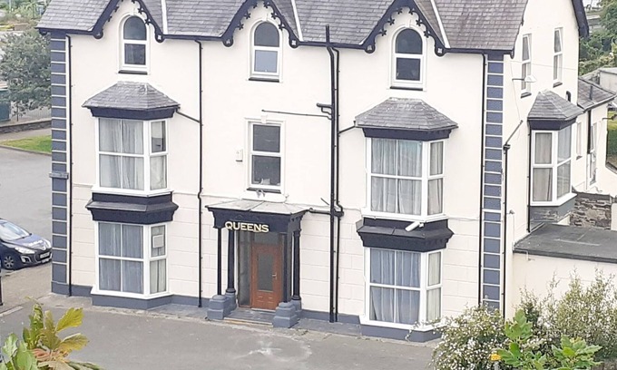 Porthmadog Casa | Queens Rooms
