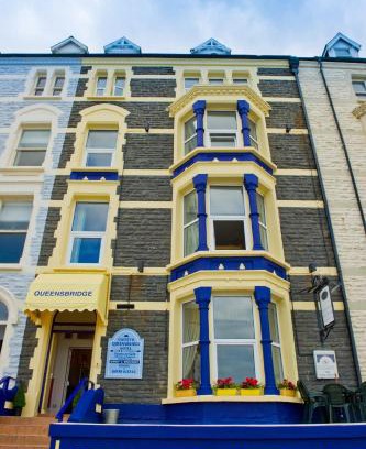 Aberystwyth Hotel | Queensbridge Hotel
