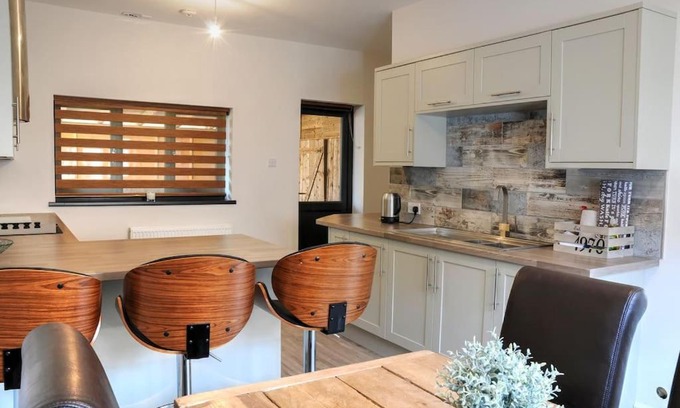 Beverley Casa | Queensgate Holiday Cottage Beverley with Parking