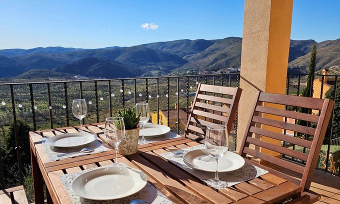 Toras Casa | Quiet townhouse in the Alto Palancia