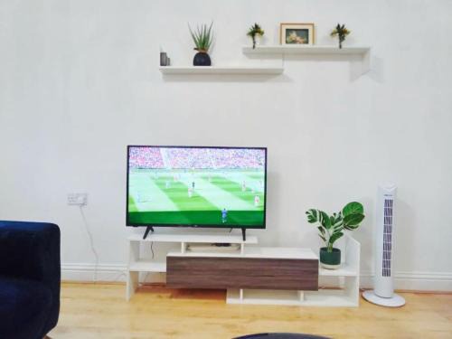 Erith Apartamento | Quibid Cozy Downtown Apartment QS013