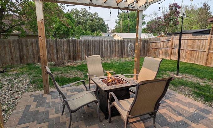 Sioux Falls Casa | Quick Trip Perfection :: Comfy and Cozy