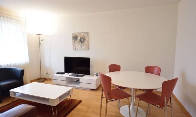 Muhlebach Apartamento | Quiet 1BR in city center - Mill 4.12