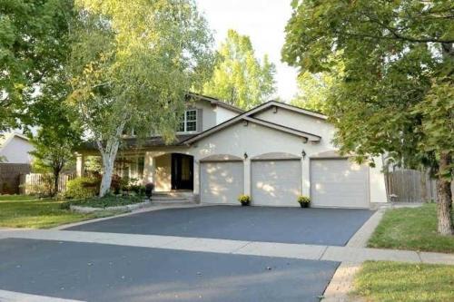 Oakville Casa | Quiet and Comfortable Homestay