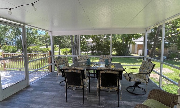 Morehead City Casa | Quiet and comfy, 15 min from Atlantic beach