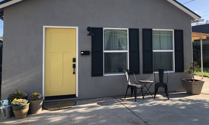 Turlock Apartamento | Quiet and cozy cottage near cute downtown