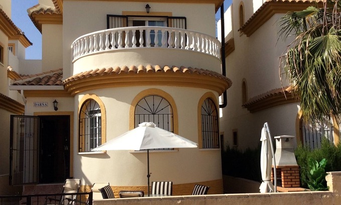 La Marina Villa | Villa tranquila y apartada.