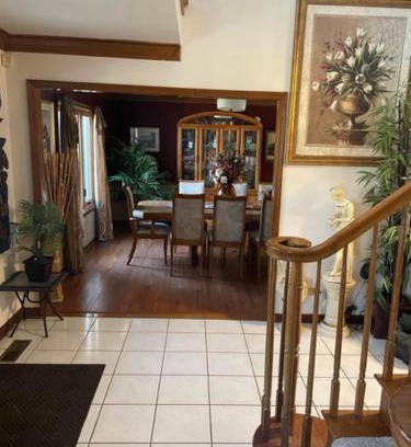 Bolingbrook Casa | Quiet and spacious Room1