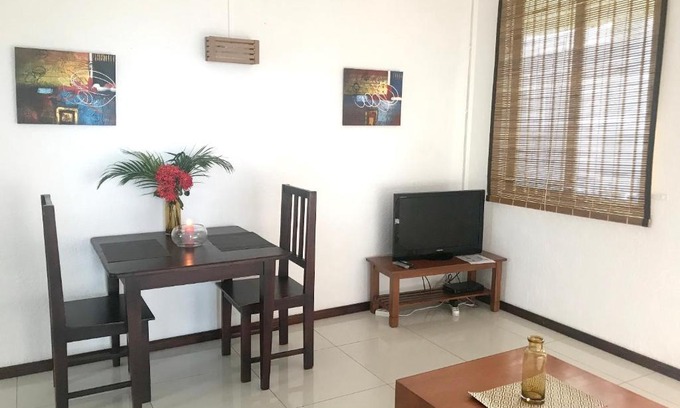 Pereybere Apartamento | Quiet apartment in Pereybere, 50 m² with shared pool