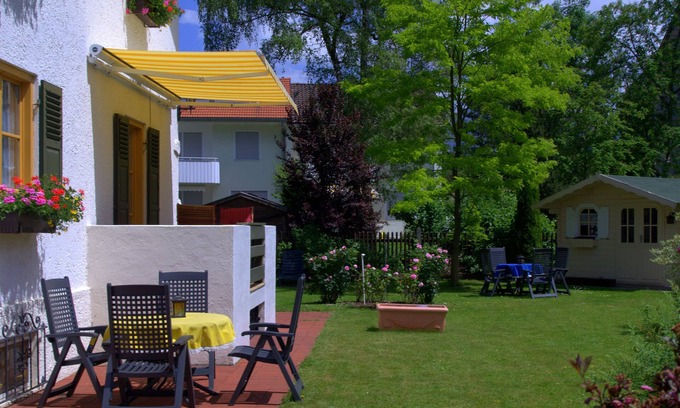 Fuessen Apartamento | Apartamentos tranquilos con terraza y jardín, tarjeta real, ¡bienvenidos bebés!