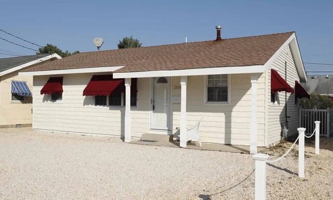 Ocean Beach III Casa | Quiet Beach House with Large Patio + Private Beach Access!