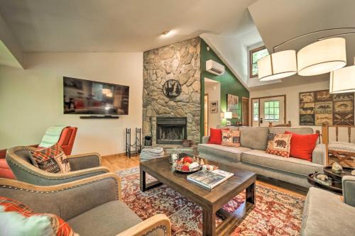 Sapphire Casa | Quiet Blue Ridge Haven Less Than 4 Mi to Sapphire Resort!