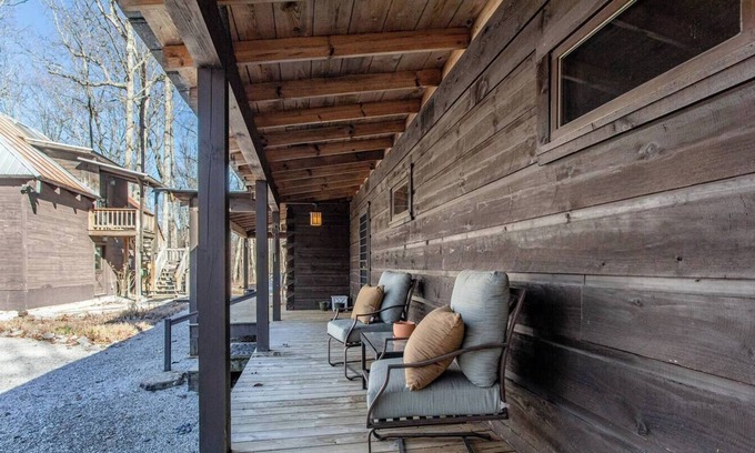 Sewanee Cabina | Quiet Cabin Close to Campus