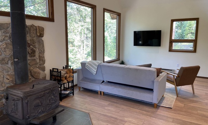 Carbondale Cabina | Quiet Cabin in the Pines