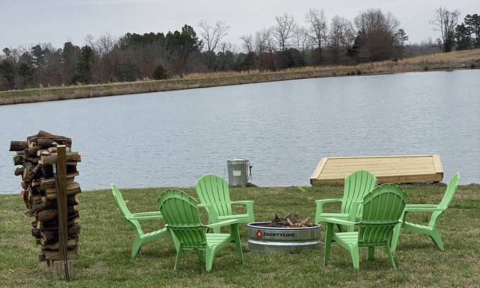 Bee Branch Casa | Quiet cabin in the woods with hiking trails, fishing ponds, paddle boats, canoes