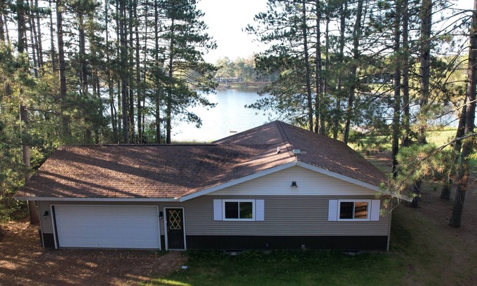 Tomahawk Casa | Quiet Cabin on the Shores of Tranquil Lake Mable