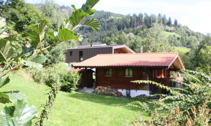 Niedernsill Chalet De Esquí | Chalet tranquilo en Niedernsill Salzburg con jardín