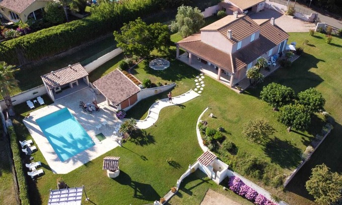 Eccica-Suarella Casa | Tranquilo cerca del mar y la montaña T2 de 50 m²