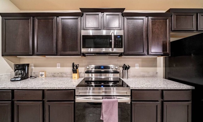 Lubbock Casa | Quiet Comfort - 3BR/2BA - New Construction