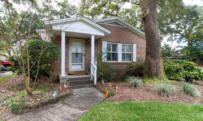 Northeast Pensacola Condominio | Quiet Condo ~ 10 Mi to Dtwn Pensacola