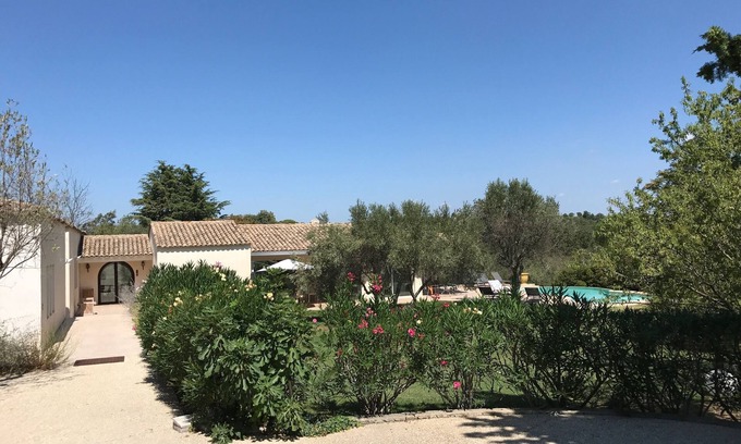 Quartier des Espesses Villa | Alquiler de villa en Nimes con piscina privada y spa