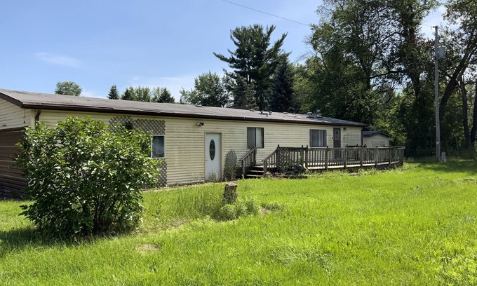 Larsen Casa | Quiet country location ~ Manufactured home 1,800 SF