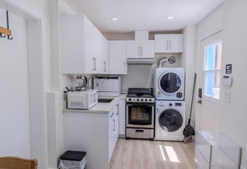Killarney Casa | Quiet, cozy 2BR1BA private entry near Skytrain